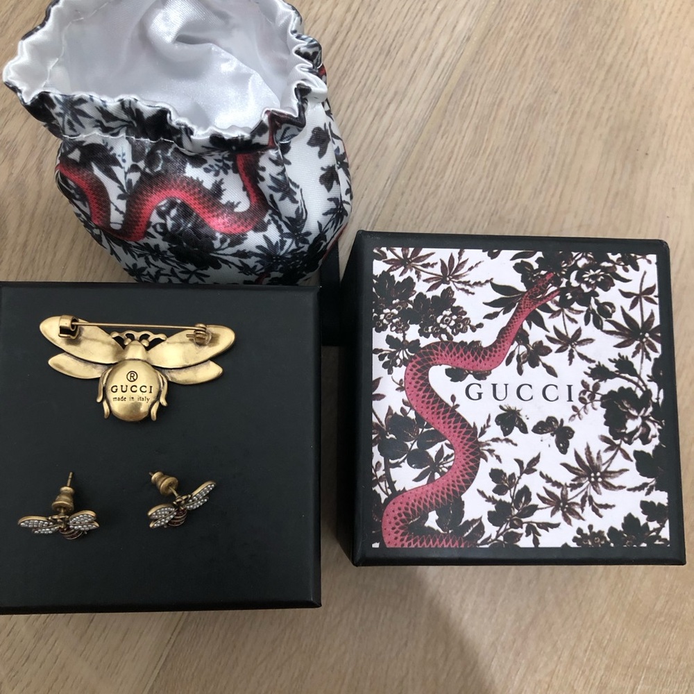 Gucci broche and earrings